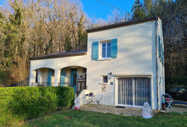 La Perle De Frayssinet-Le-Gélat - Chambre d'Hôtes - B&B