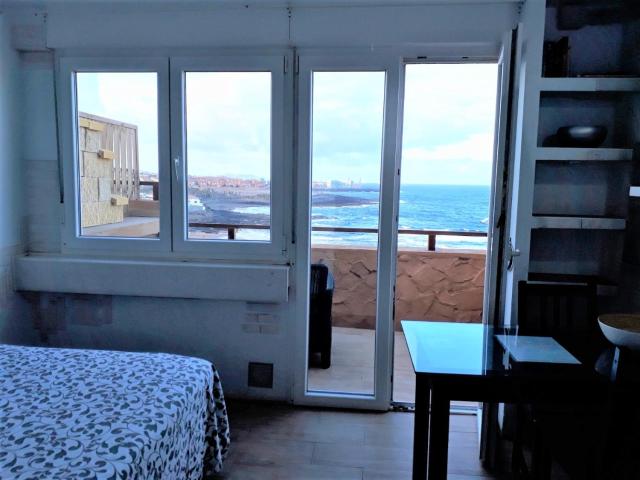 One room flat at the beach near house "Sanmao"