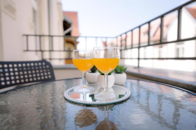 Cosy Balcony Apartment