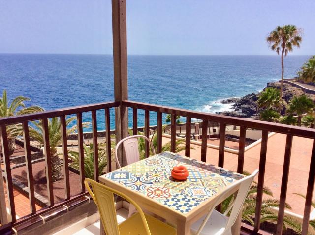 Apartment With Ocean Terrace