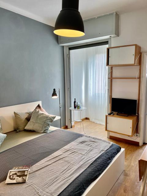 Cozy Apartment 3 km away from Duomo