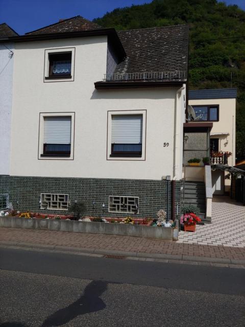 Gästehaus Rheinburgenblick