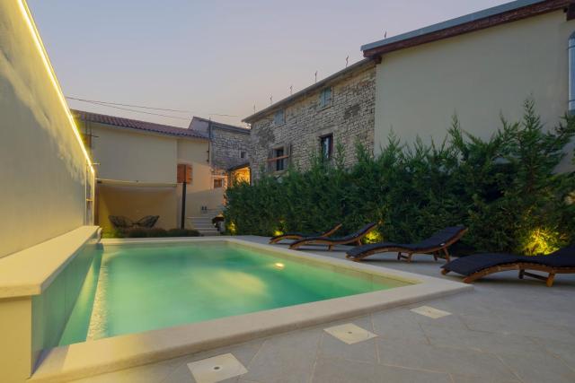 Authentic Istrian Villa Stazione with Pool