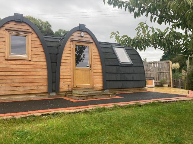 Owl Glamping Pod