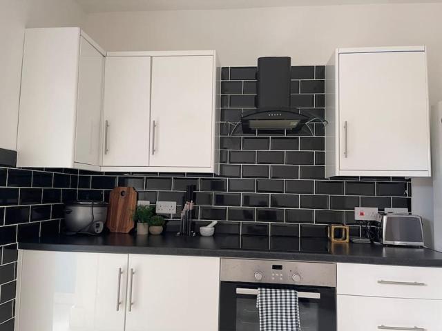 2 Bedroom House next to Slade Green Station