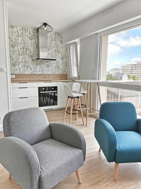 Appartement lumineux avec balcon et parking