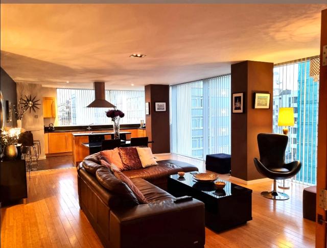 Luxury Apartment Liverpool heart of city center Close to Arena