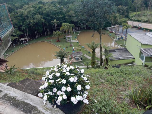 Pesqueiro Restaurante e Pousada Pingo de Ouro