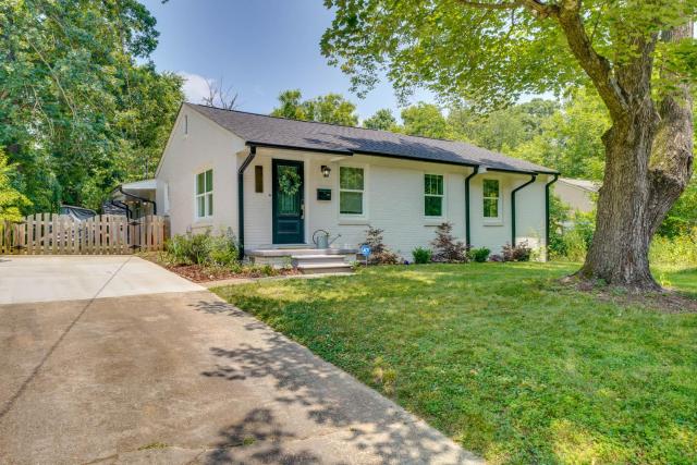 Raleigh Vacation Rental with Deck, Garden and Backyard