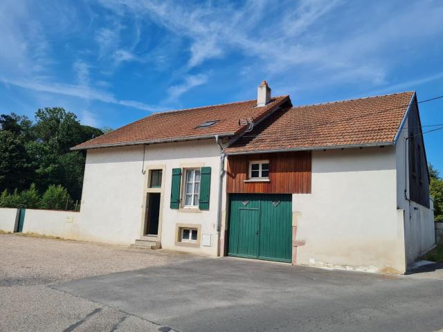 Gîte cosy face au parc des Bosquets, avec parking, terrasse et à deux pas du château de Lunéville - FR-1-584-293