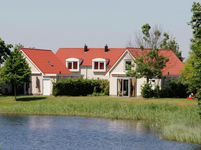 House with garden, in water-rich area