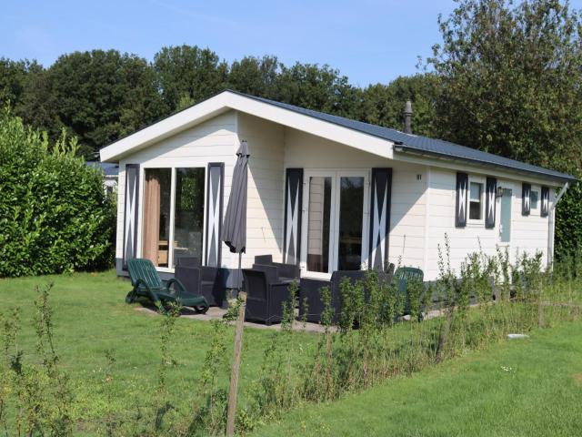 Chalet in Udenhout with Veranda