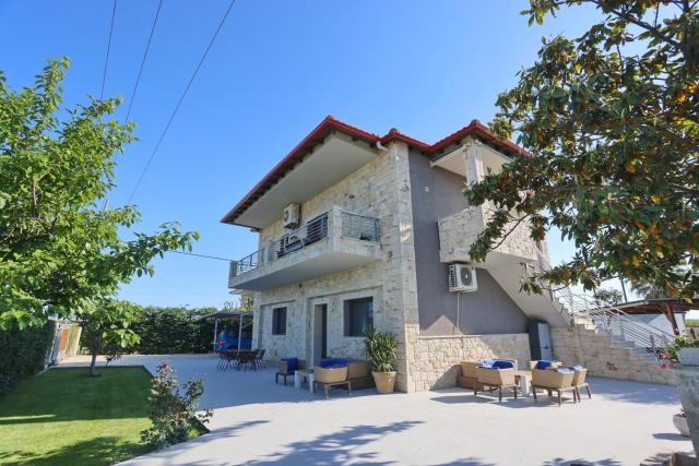 Garden Villa Afytos