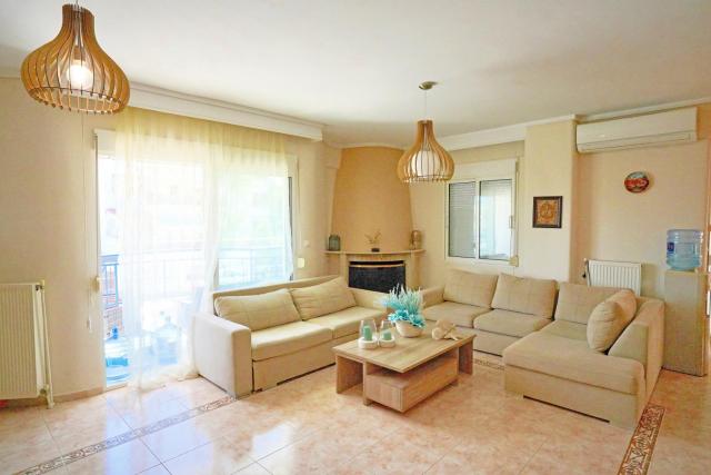 LOVELY AND SUNNY APARTAMENT 300m FROM BEACH!!