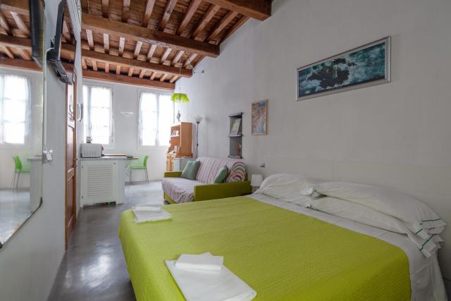 Ludovica Studio - Backpackers House Vernazza