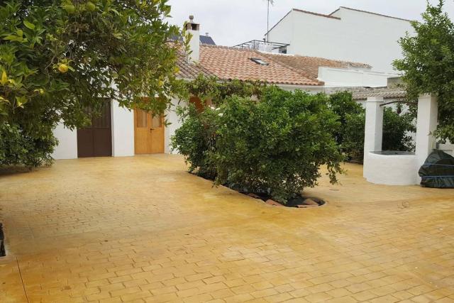 GRAN CASA RURAL CON PATIO EN ENCINAREJO DE CÓRDOBA