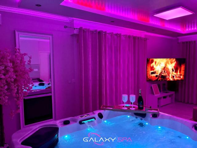 GALAXY SPA - Suite Venus Jacuzzi et Sauna Privatif