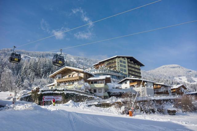 Hotel Waldfriede - Der Logenplatz im Zillertal