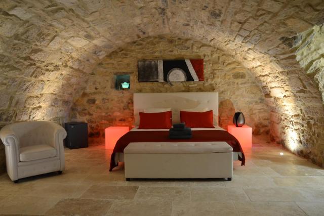 Chambre d'hôte romantique avec SPA privatif domaine les nuits envôutées - Vézénobres