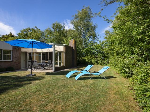 Bungalow with fireplace, in a holiday park