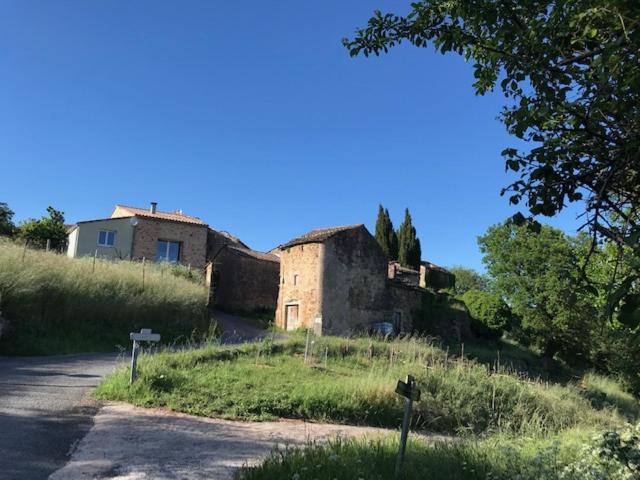 appartement de l'église et du château 2 à 15 personnes