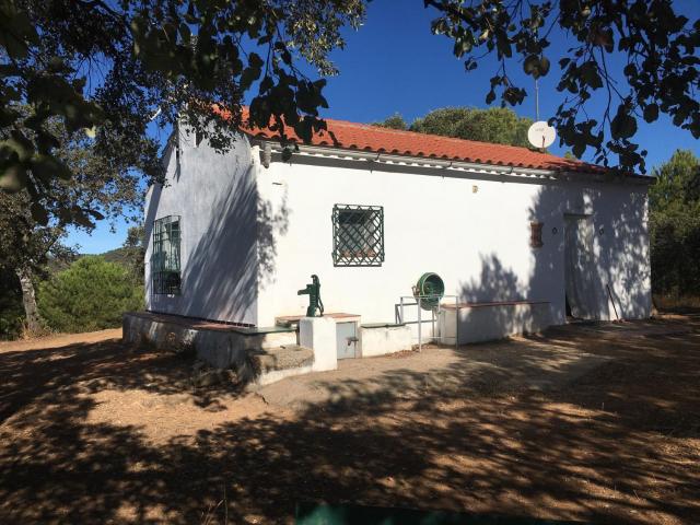 Cortijo andaluz en Sierra Morena - Naturaleza