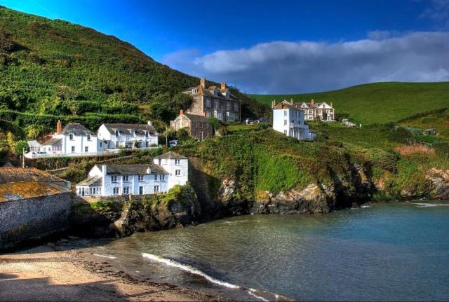 Folly 1, Port Isaac Bay Holidays