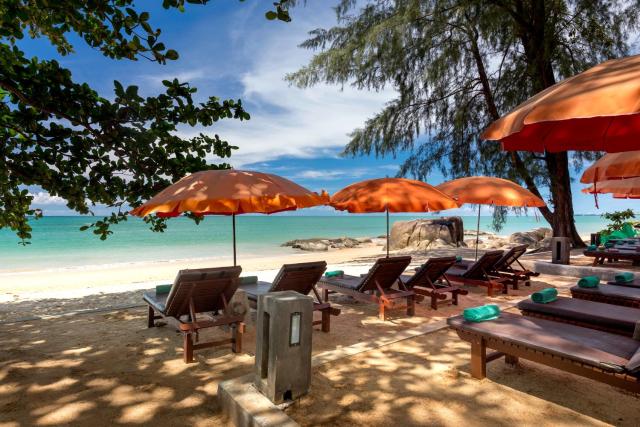 Khaolak Wanaburee Resort - SHA Extra Plus