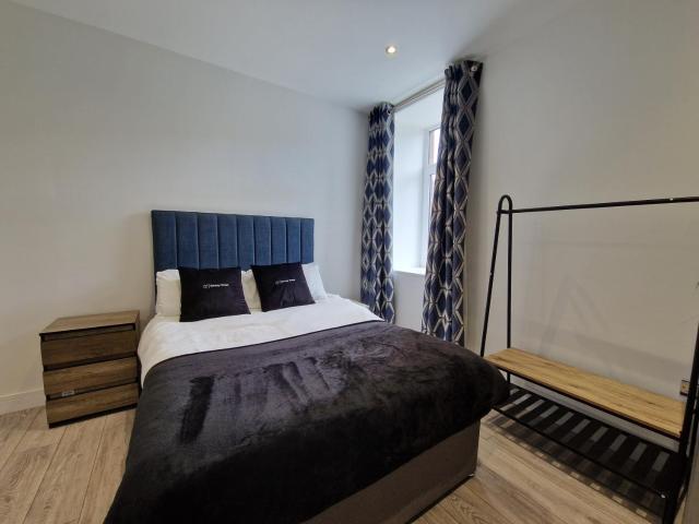 Apartment 4 Tynte Hotel. Mountain Ash. Just a short drive to Bike Park Wales