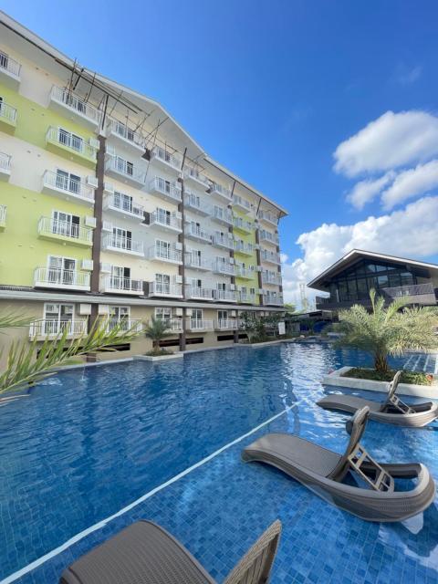 Travelers Delight Amani Grand Resort Residences 3-5mins from airport