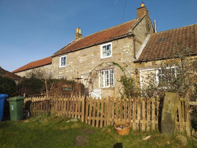 holly cottage