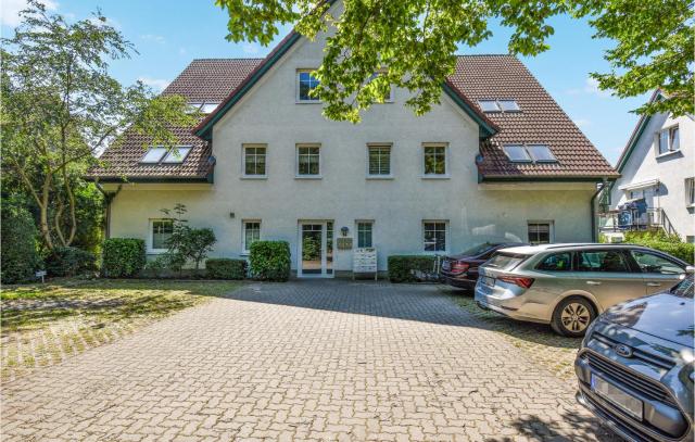 Amazing Apartment In Dassow With Kitchen