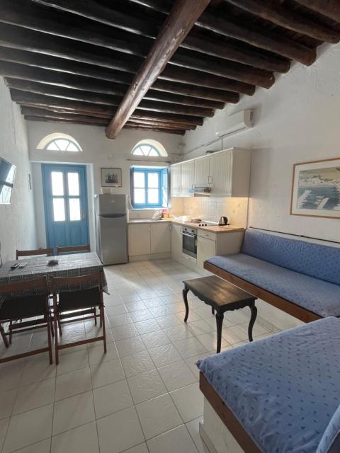 Neoclassical apartment, Central Chora Andros