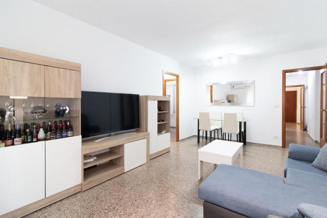 Global Properties, Practico apartamento para 6 personas en Puerto Sagunto