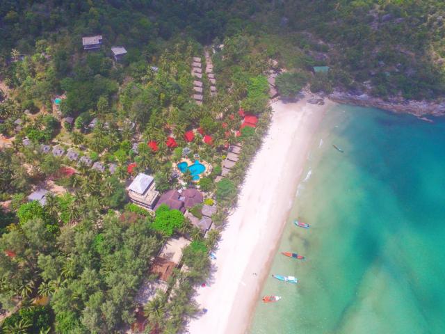 Bottle Beach 1 Resort