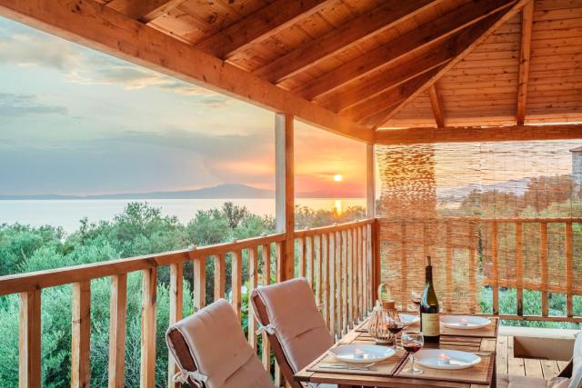 Selinitsa Stone Studio - Mani Seaview Retreat