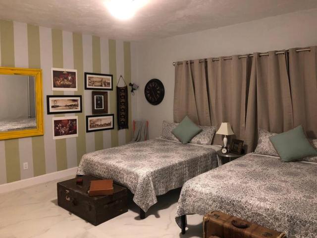 Spacious and Comfy Suite near MIA 2 Queen Beds