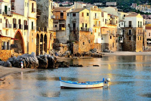 LavatoioFlats Casa sul mare e sul lavatoio medievale a Cefalù