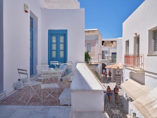 Retreat Paros - The Door Apartment