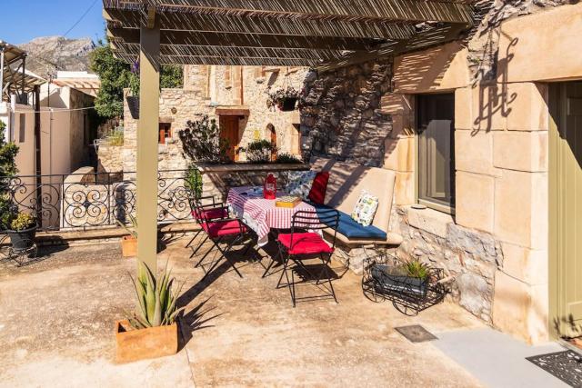 ILAKATI House, Megalo Horio village, Tilos Island