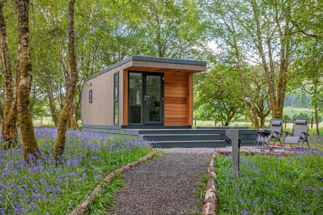 Ewe pod, luxury glamping pod with hot tub, Croft4glamping