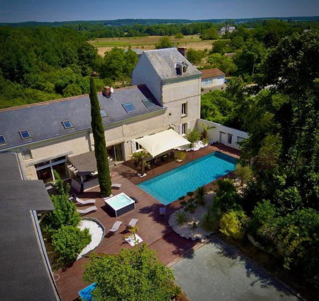 Magnifique villa avec piscine chauffée et jacuzzi