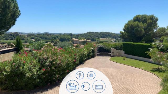 Les Hauts de la Pinède - Villa avec Piscine, Jacuzzi et Boulodrome privatifs