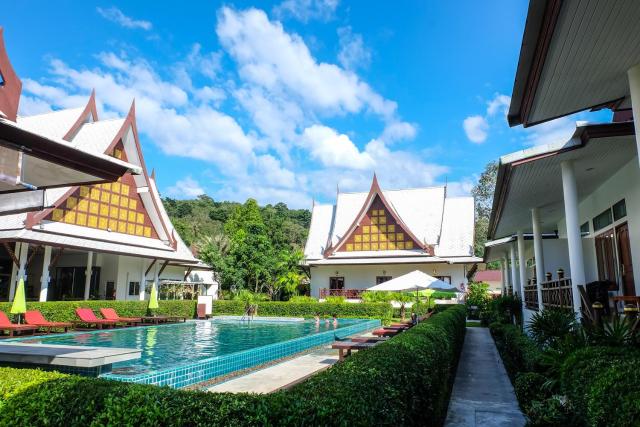 Bhu Tarn Koh Chang Resort & Spa