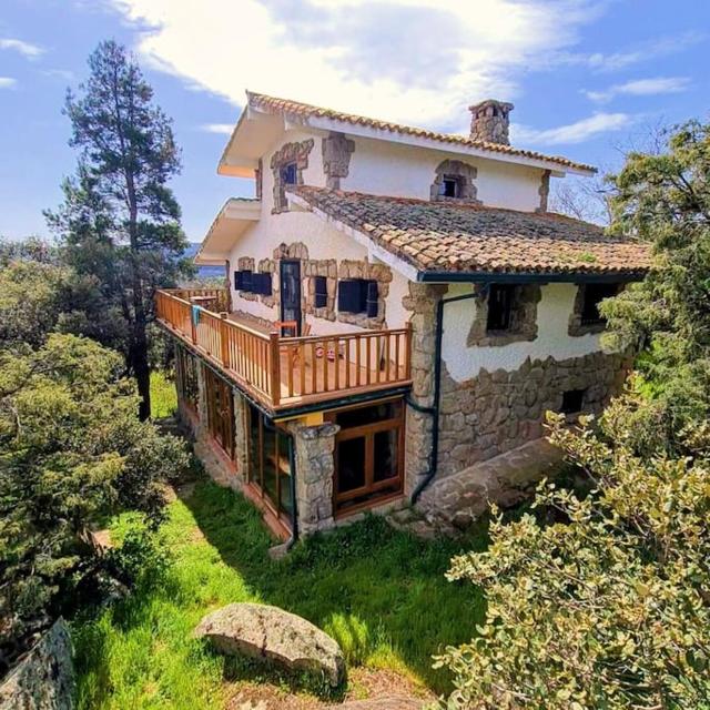 Hobbiton. Chalet de ensueño en la Sierra de Madrid.