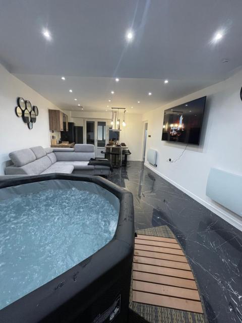 Appartement hors du commun avec son jacuzzi