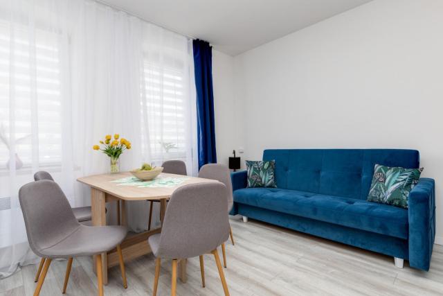 Apartament nad Jeziorem Kołczewo - Ogród & Parking by Noclegi Renters