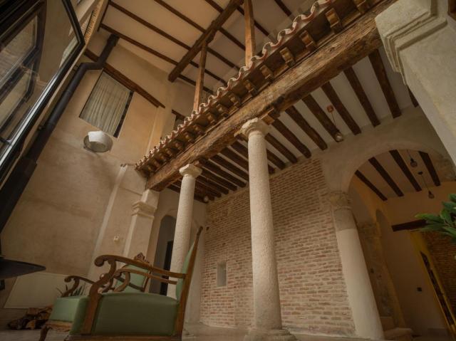 Casa de los Mendoza - Casa Solariega en el casco histórico