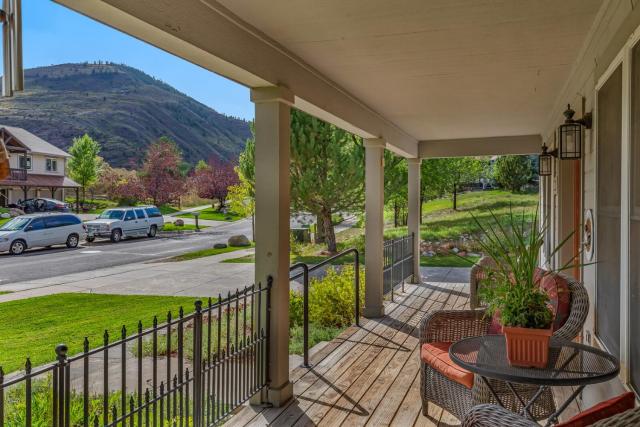 Cozy Home with Sauna in Glenwood Springs