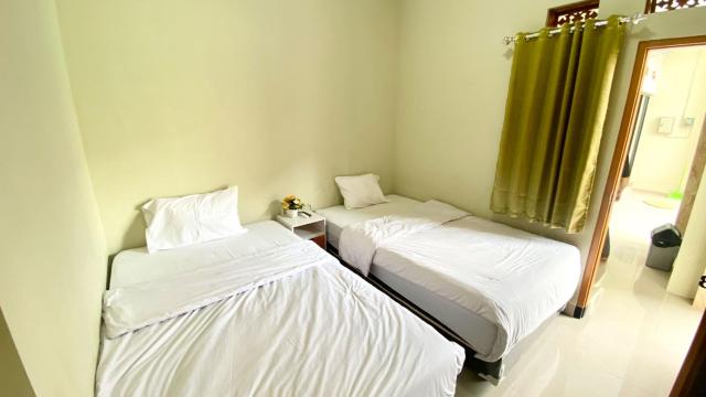 Madina Guest House Syariah near Gembira Loka Zoo Yogyakarta Mitra RedDoorz